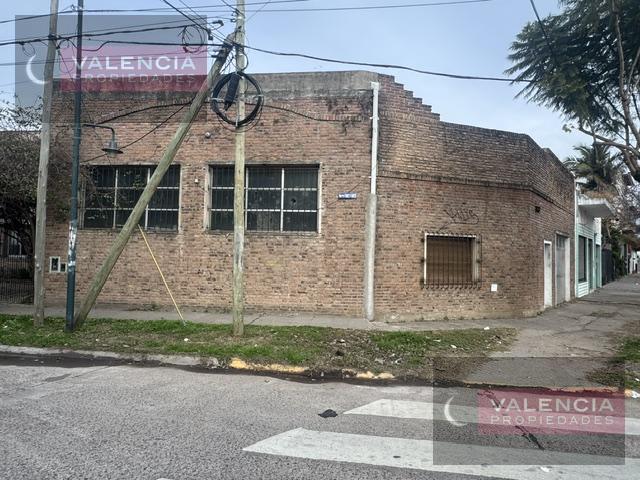 Foto de Muy buen galpon / déposito en venta y alquiler de 227 m2 en San Isidro, imagen 2