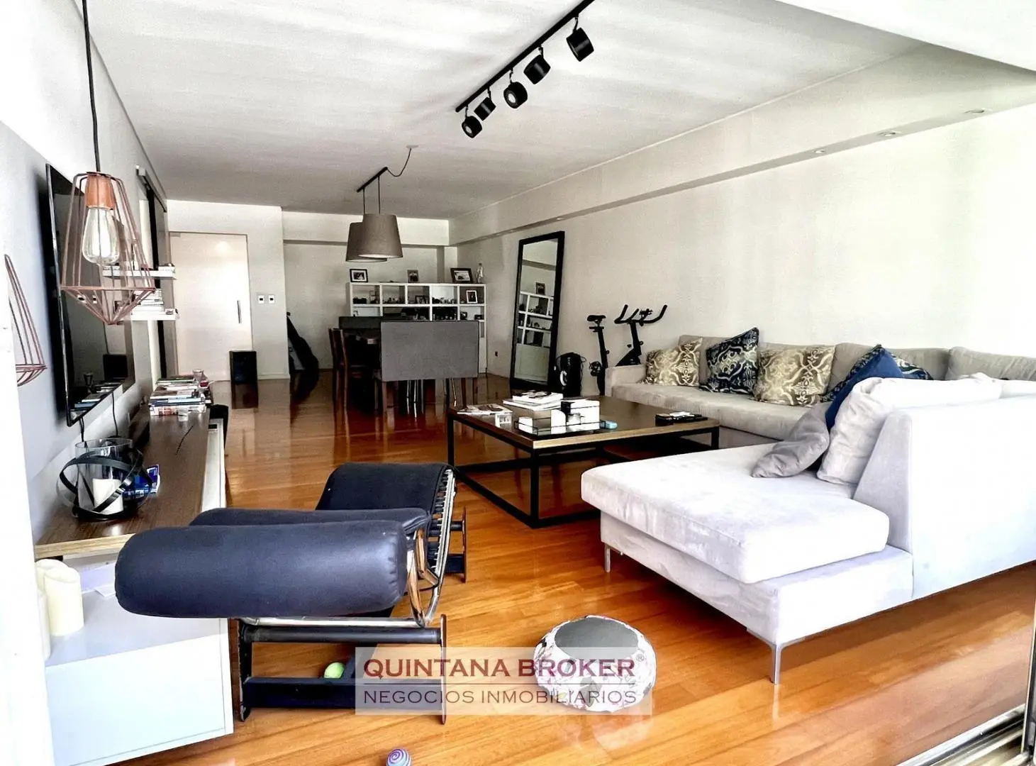 Venta departamento en Palermo - Araoz 2800 - piso, 4 ambientes, refaccionado, muy luminoso, cochera 4