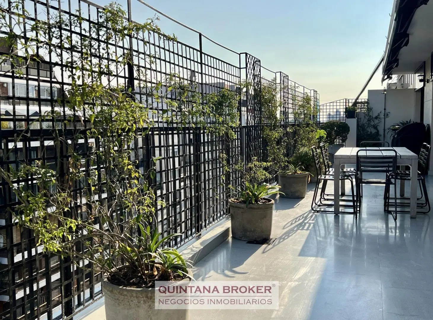 Av. Quintana 400, Recoleta - Alquiler amoblado, 3 dormitorios, balcón terraza y cochera, seguridad 4