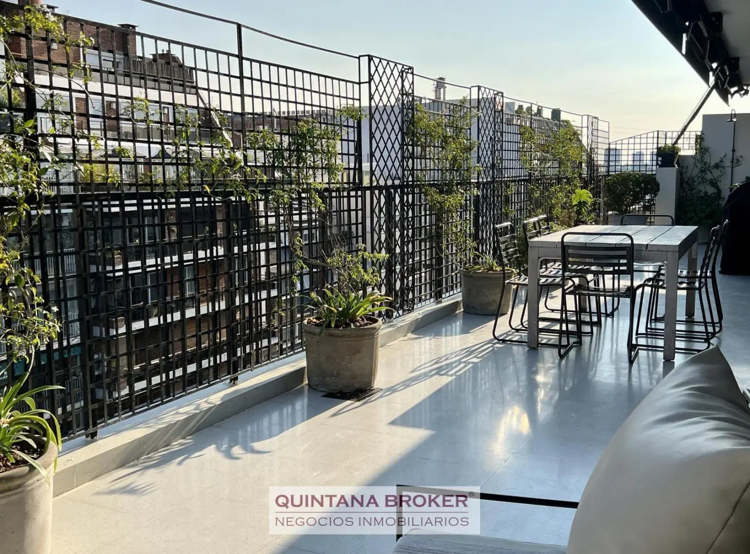 Av. Quintana 400, Recoleta - Alquiler amoblado, 3 dormitorios, balcón terraza y cochera, seguridad 3