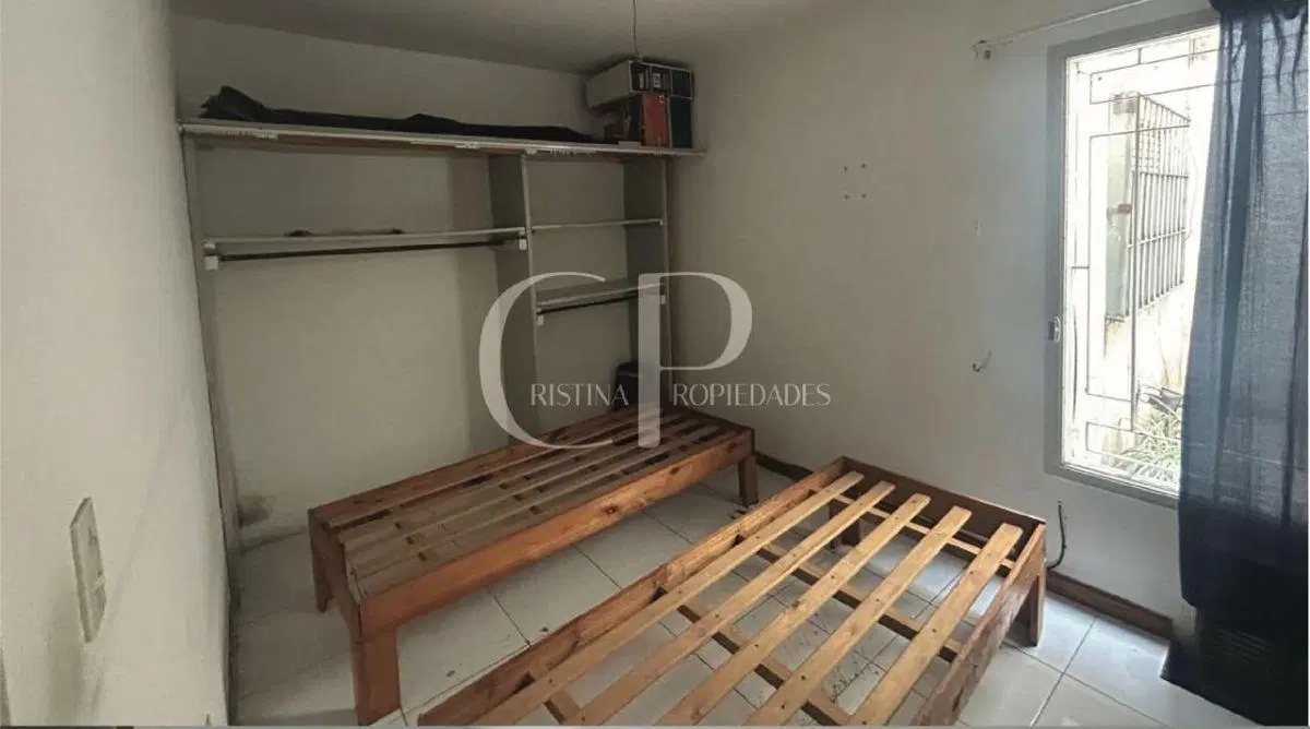 Oportunidad de departamento en venta, zona Abasto. 2