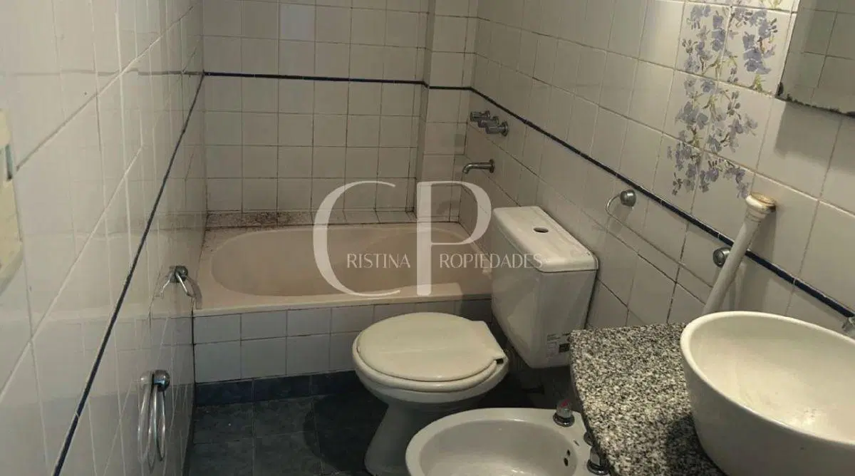 Oportunidad de departamento en venta, zona Abasto. 5