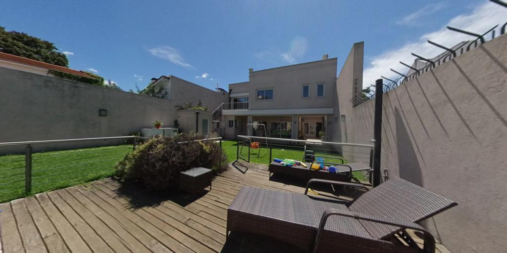 Casa Unica Estilo y Moderna - Banfield Oeste 3