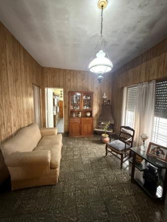 Foto de Casa con cochera y jardin, imagen 3