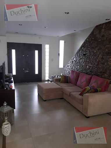 Foto de Impecable casa en 2 ptas NUEVA!- Temperley Este, imagen 1