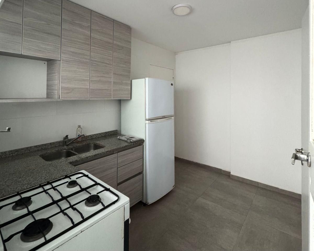 Foto de Recoleta / Barrio Norte | 4 amb 80 m² con balcón, cochera y palier, imagen 5