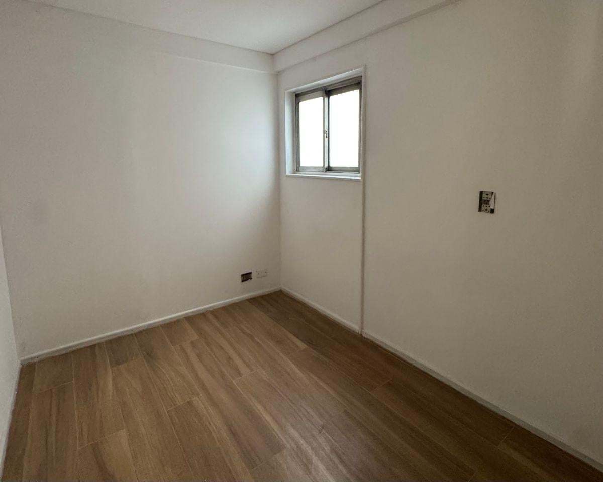 Foto de Recoleta / Barrio Norte | 4 Amb 80 m² con Balcón, Cochera y Palier, imagen 3