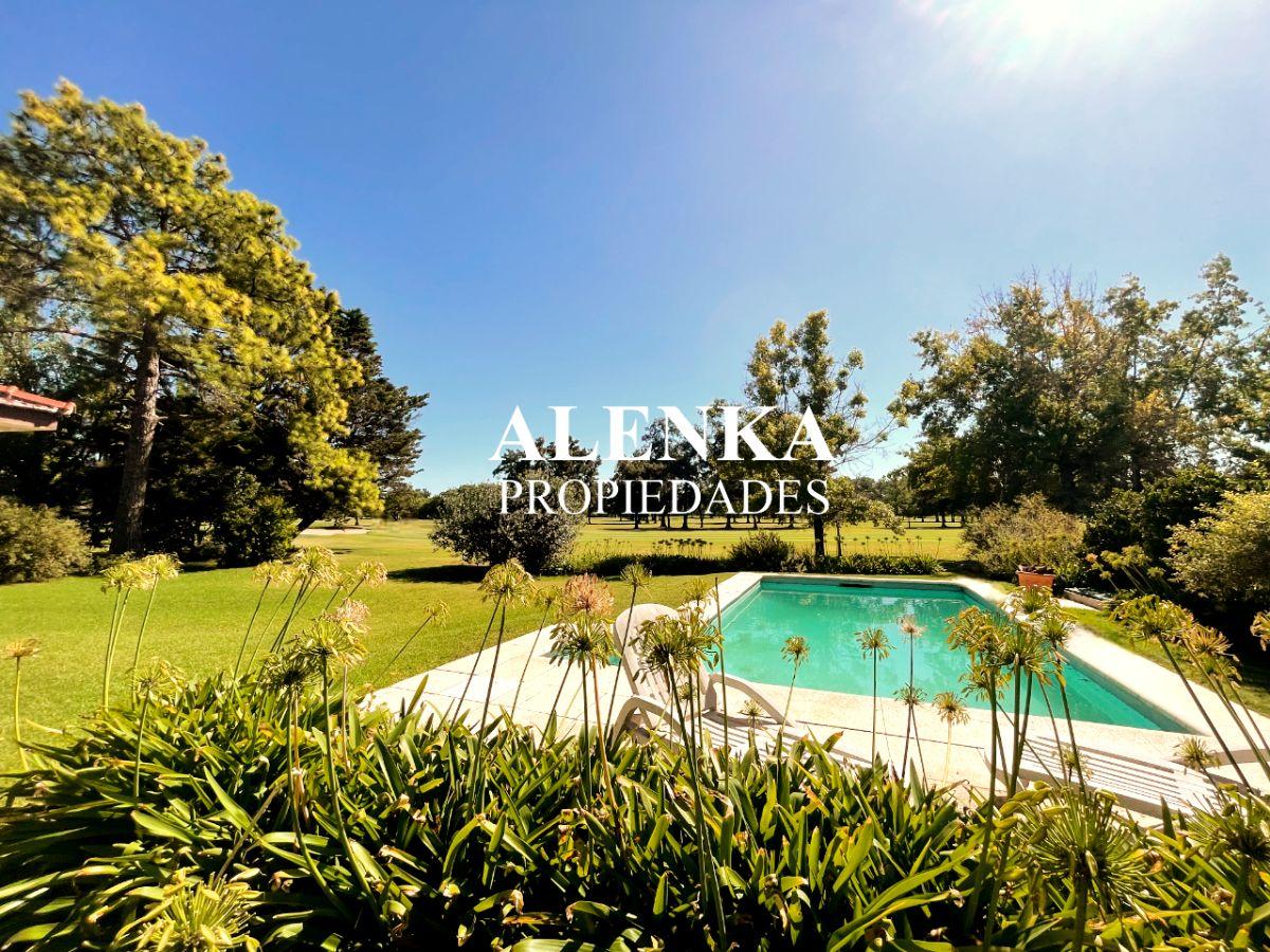 Foto de Alquiler | Gran lote con ubicación privilegiada y vista al golf | Los Lagartos C.C, imagen 3