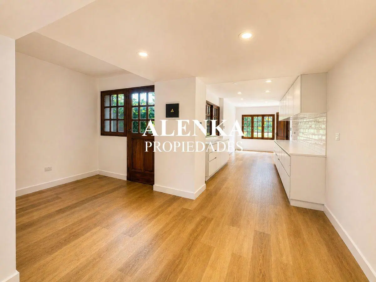 Venta | Chalet Impecable con visuales al sector del golf | Los Lagartos C. C 8