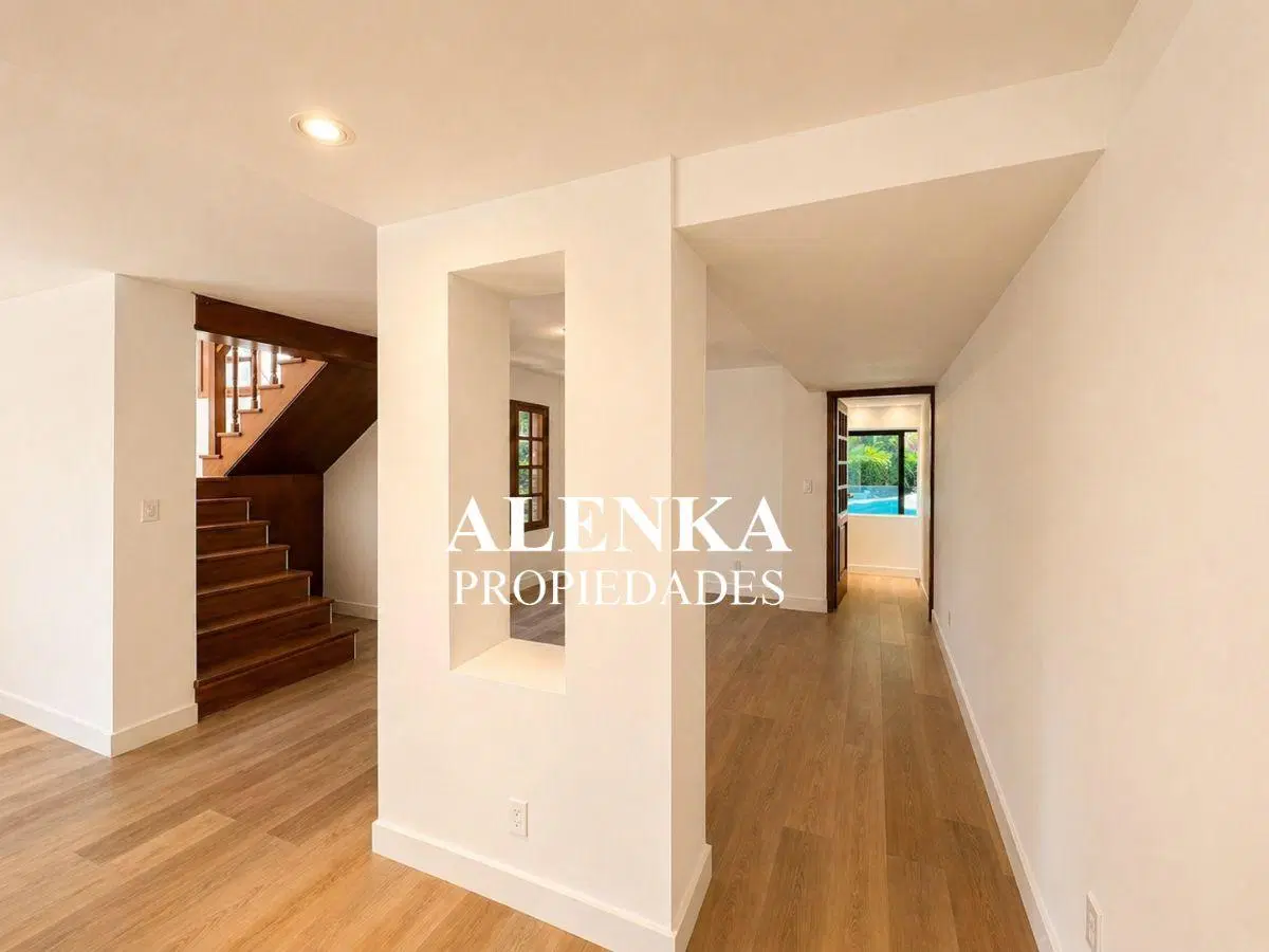 Venta | Chalet Impecable con visuales al sector del golf | Los Lagartos C. C 4