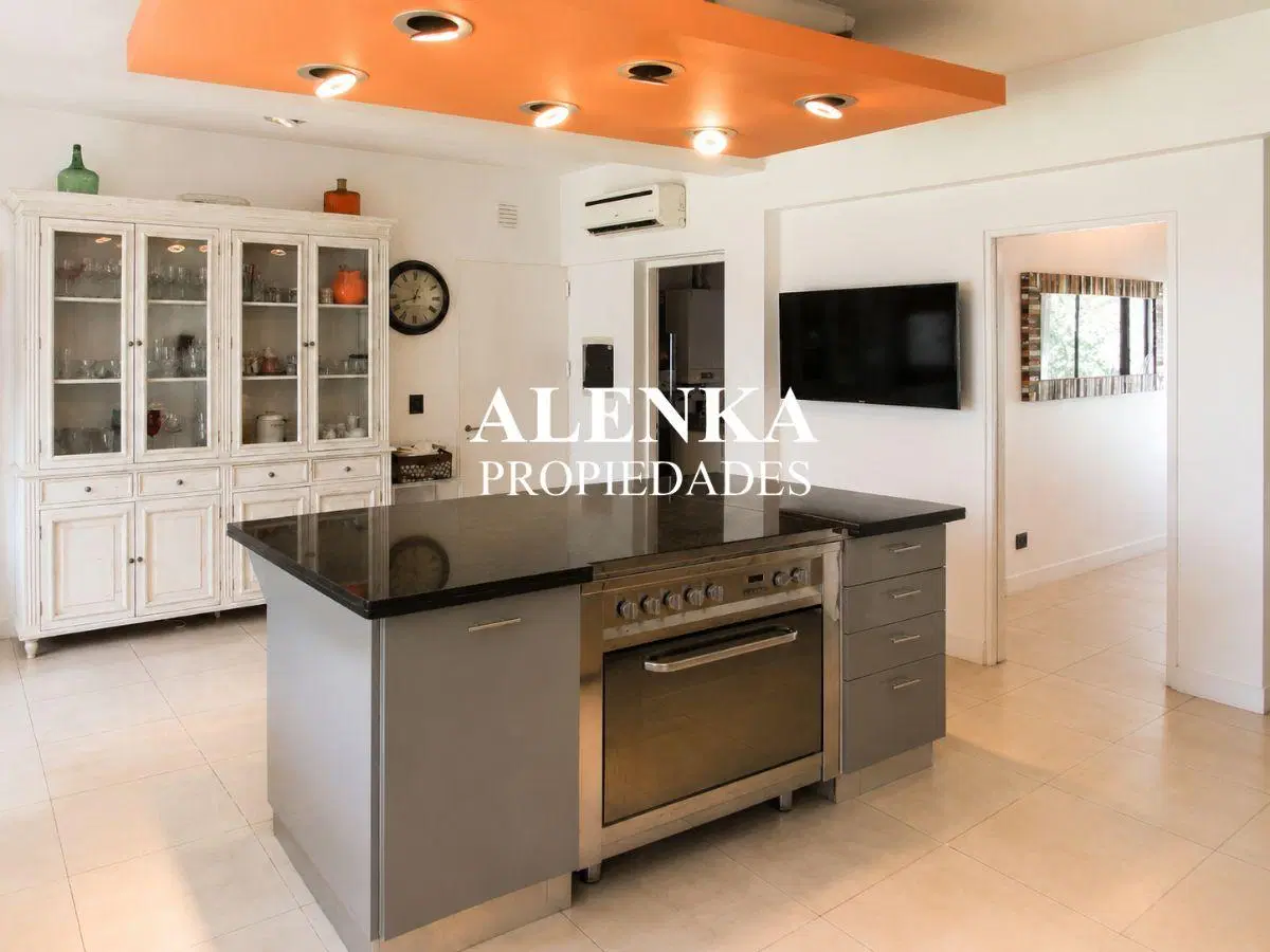 Venta/Alquiler | Propiedad impecable, moderna y súper equipada | Los Lagartos C.C 4