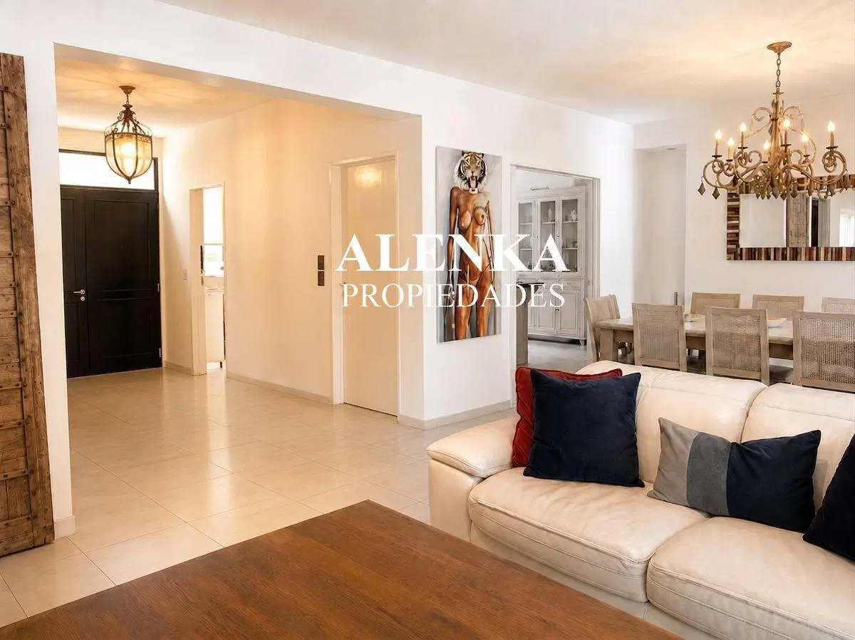 Venta/Alquiler | Propiedad impecable, moderna y súper equipada | Los Lagartos C.C 8