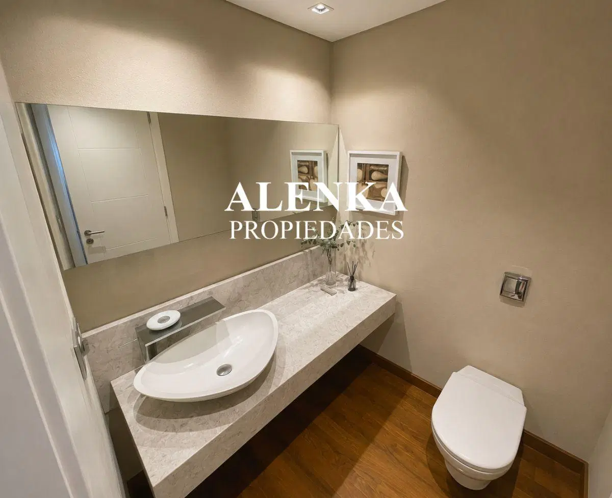 VENTA | Exclusiva Residencia sobre el GOLF en doble lote de 1.475 m² | Los Lagartos C.C 5
