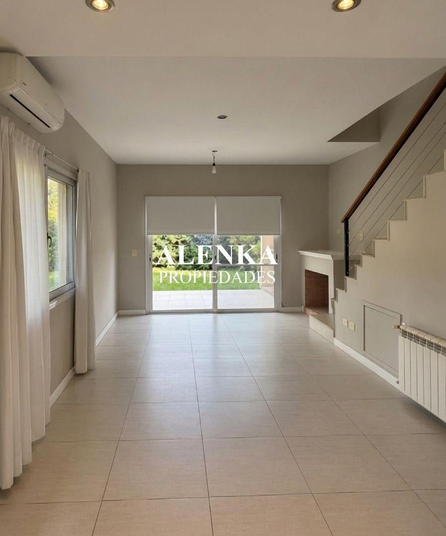 Foto de Venta/Alquiler Anual | Dúplex 3 amb. luminoso, amenities y seguridad |, imagen 3