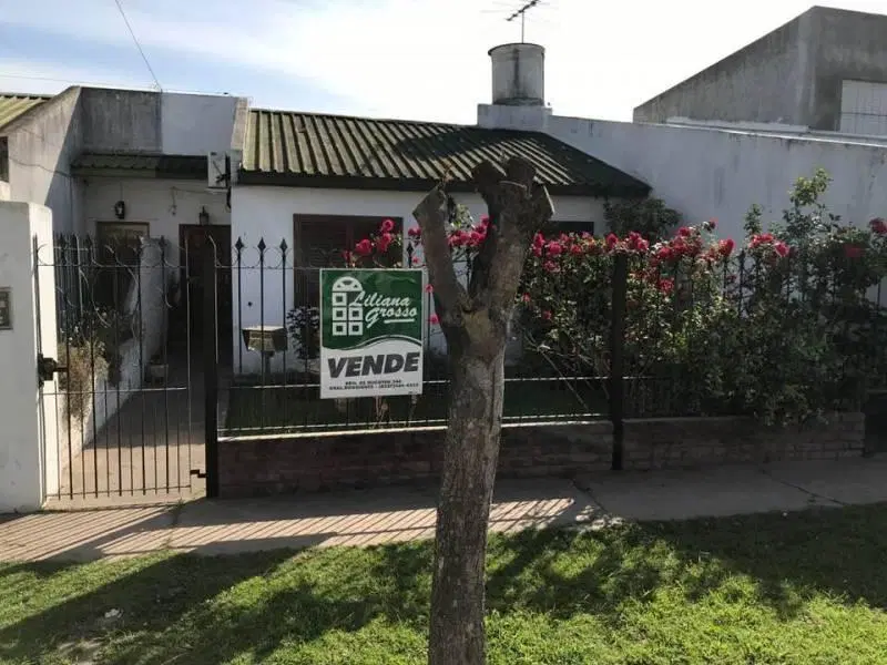 Venta Casa General Rodríguez 3