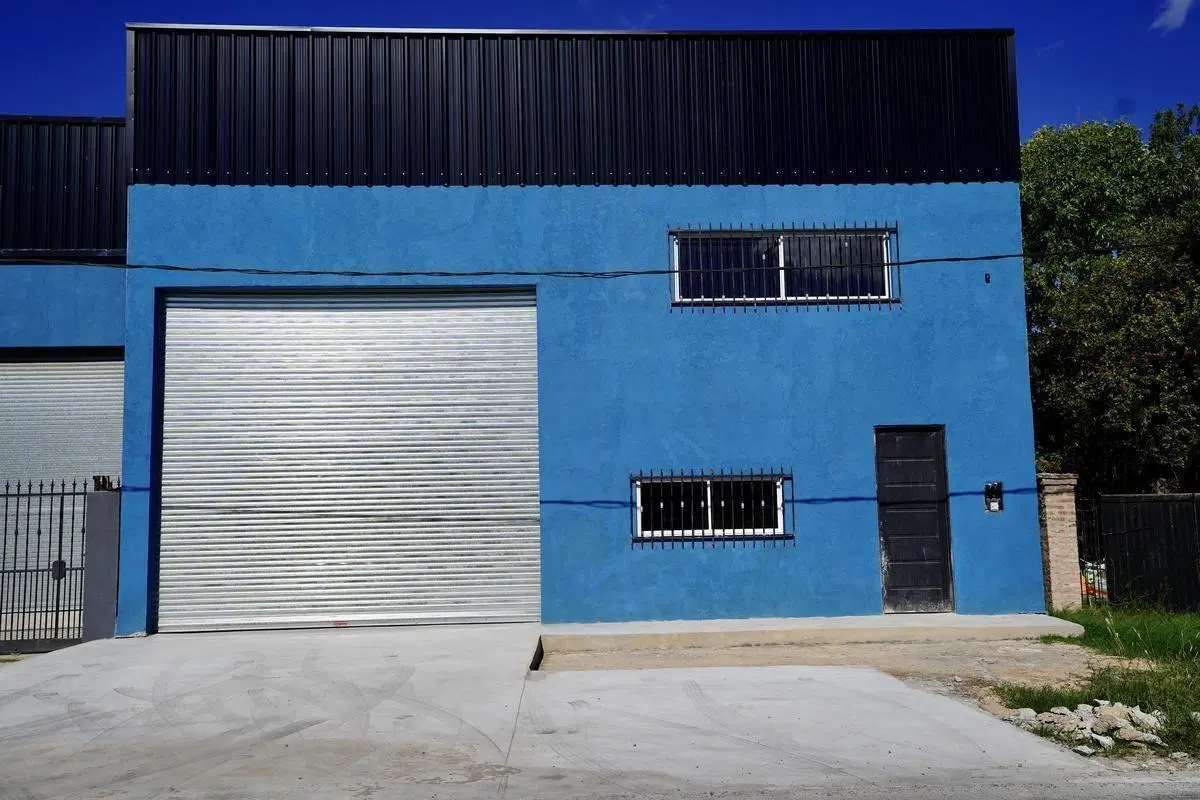 Venta 2 Galpones General Rodríguez 4