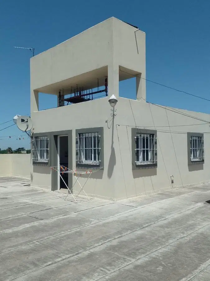ALQUILER DEPARTAMENTO  MORENO 4