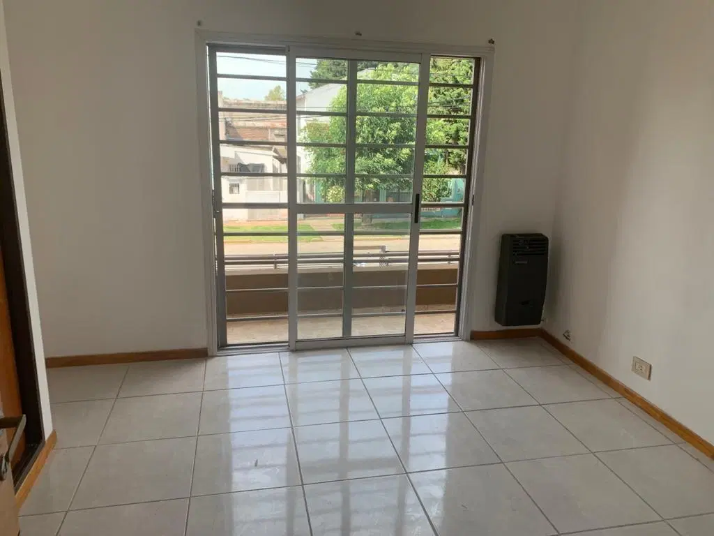 Venta Departamento General Rodríguez 4