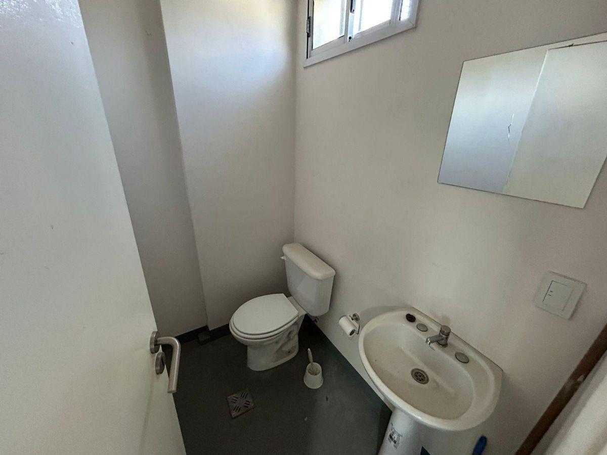 Foto de Local comercial de 215 m² en alquiler en General Rodríguez, imagen 5