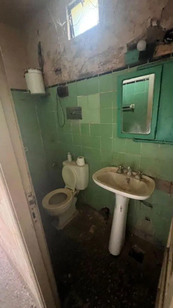 Casa a reciclar en excelente ubicación céntrica. 3