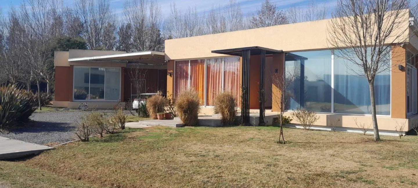 Venta Casa Club de Campo El Nacional General Rodriguez 2