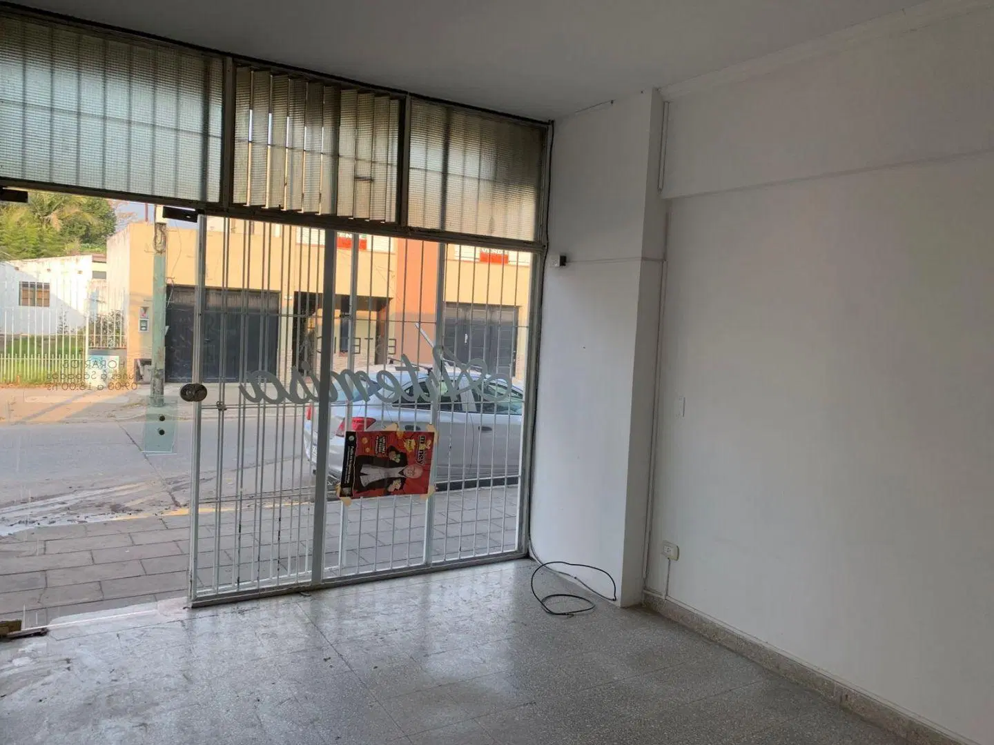 Local . | Mitre al 100 4
