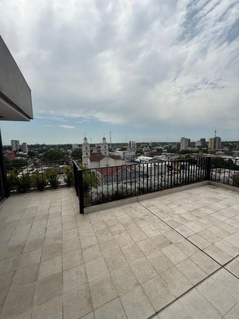 Edificio . | Belgrano al 800 4