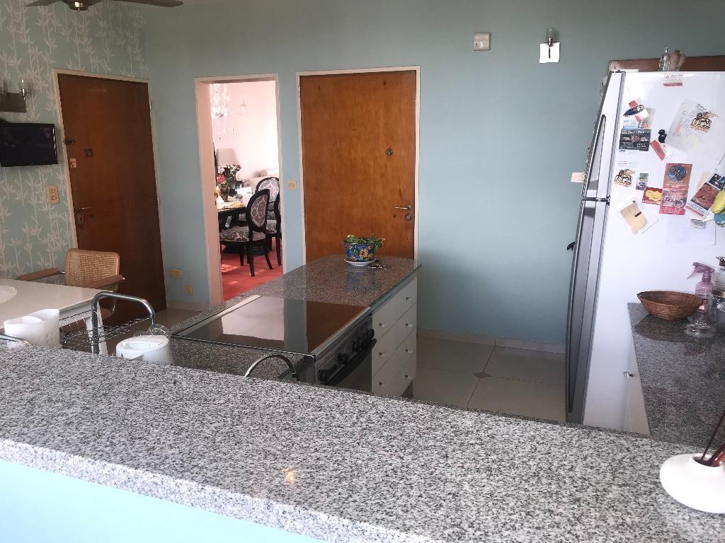 Piso 148 m² de Superficie, 3 Dorm. y Dep/servicio. "Cochera", Baulera y Balcón Aterrazado D 1