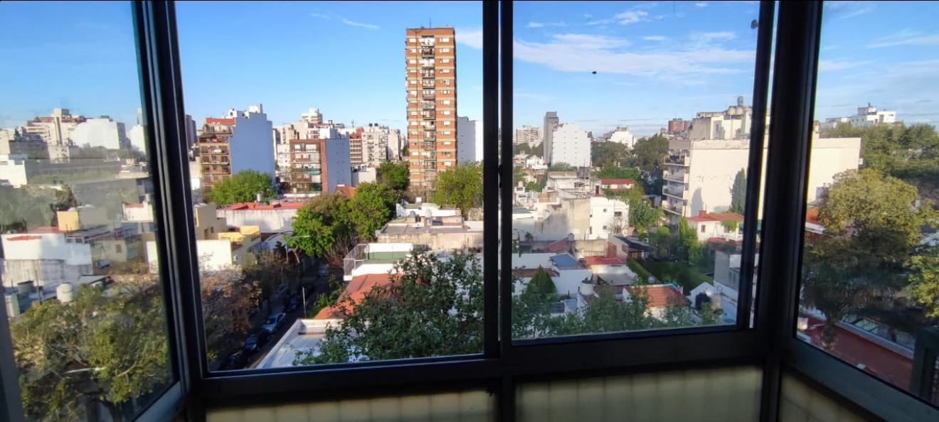 Foto de AL FRENTE CON BALCÓN Y COCINA INDEPENDIENTE. BAÑO CON INODORO, BIDET Y, imagen 1