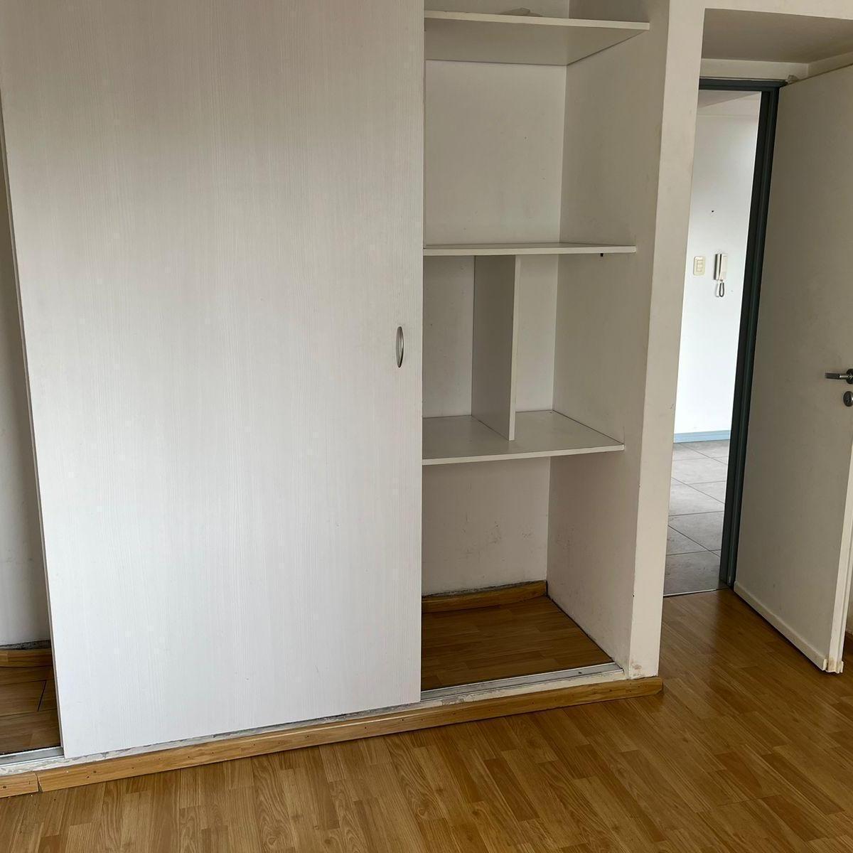 Departamento de 2 Ambientes con Cochera! 2