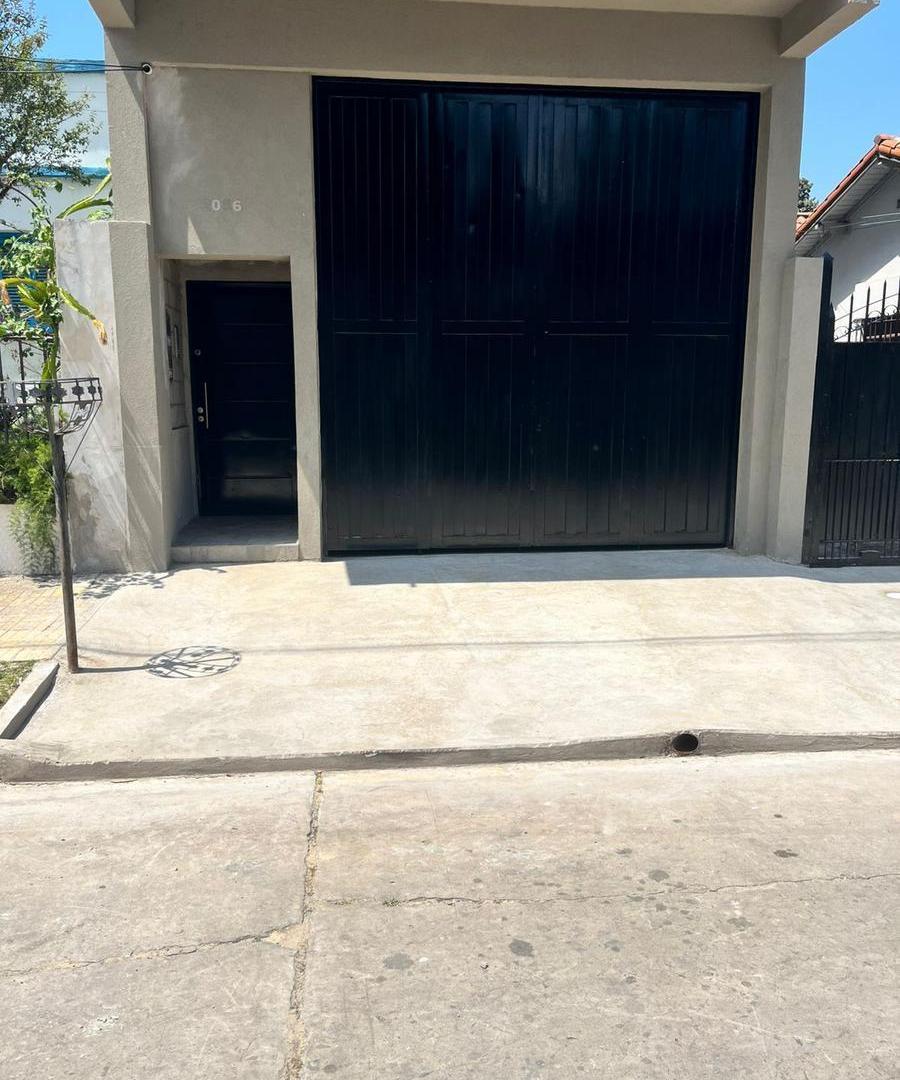 Deposito con oficina a estrenar!