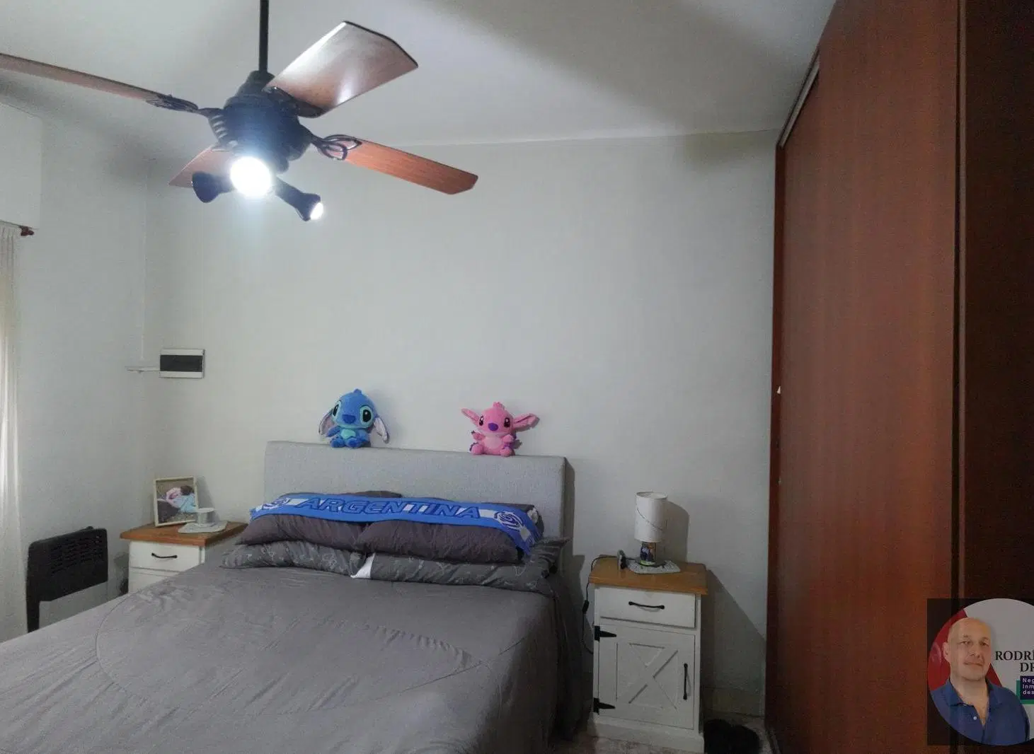 Hermosa casa de dos dormitorios y jardín en Adrogué 4