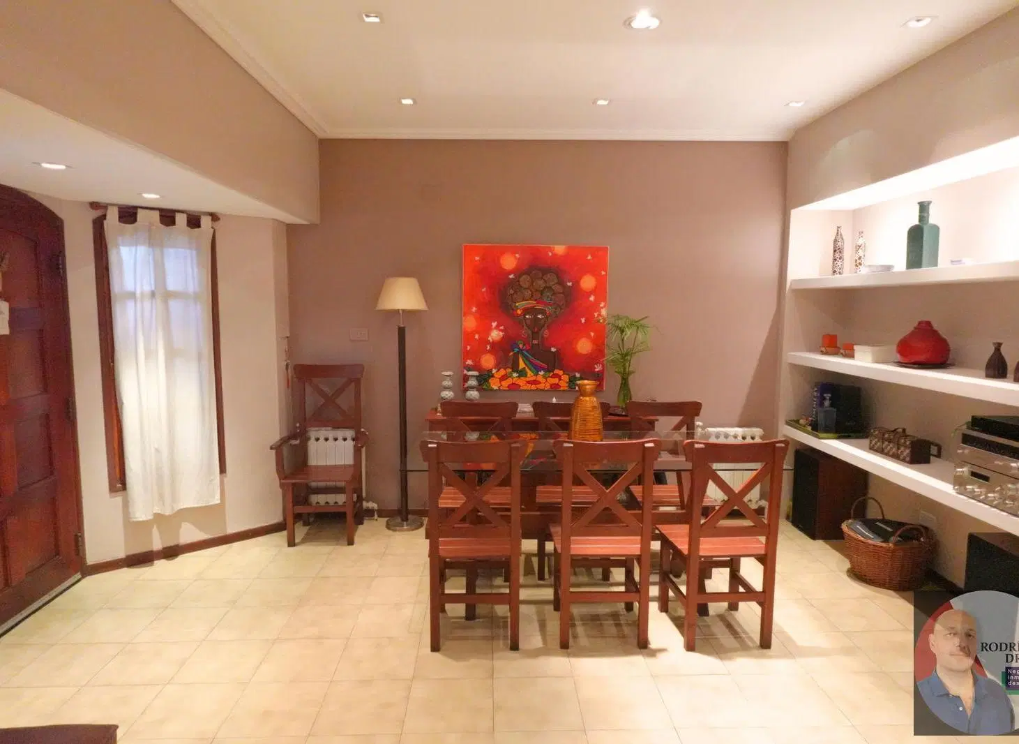 Chalet con garage, 4 habitaciones y pileta en Turdera! 4
