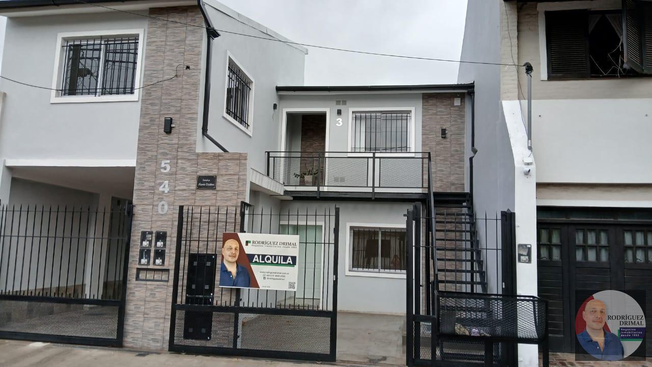 Foto de Departamento con cochera y patio!, imagen 1