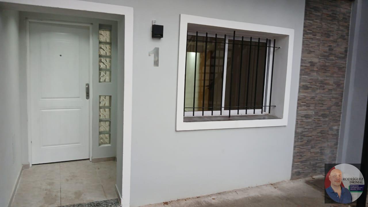 Foto de Departamento con cochera y patio!, imagen 2