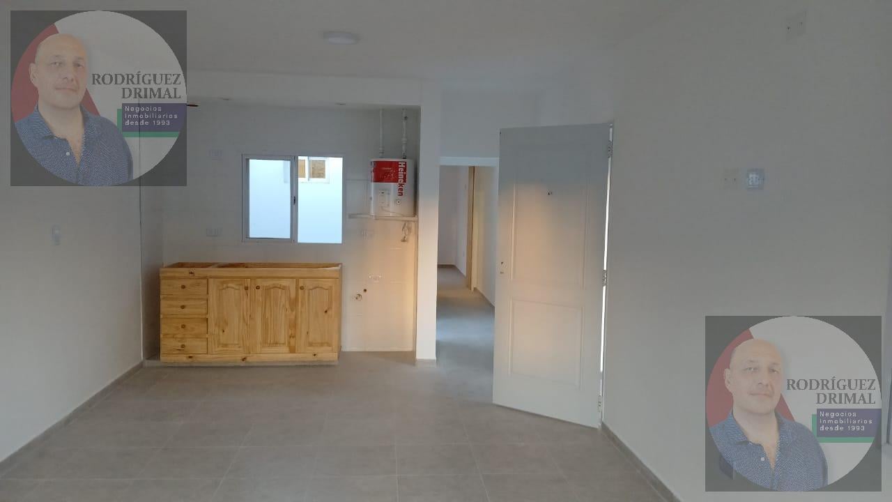Foto de Departamento a estrenar a 2 cuadras de Yrigoyen!, imagen 2