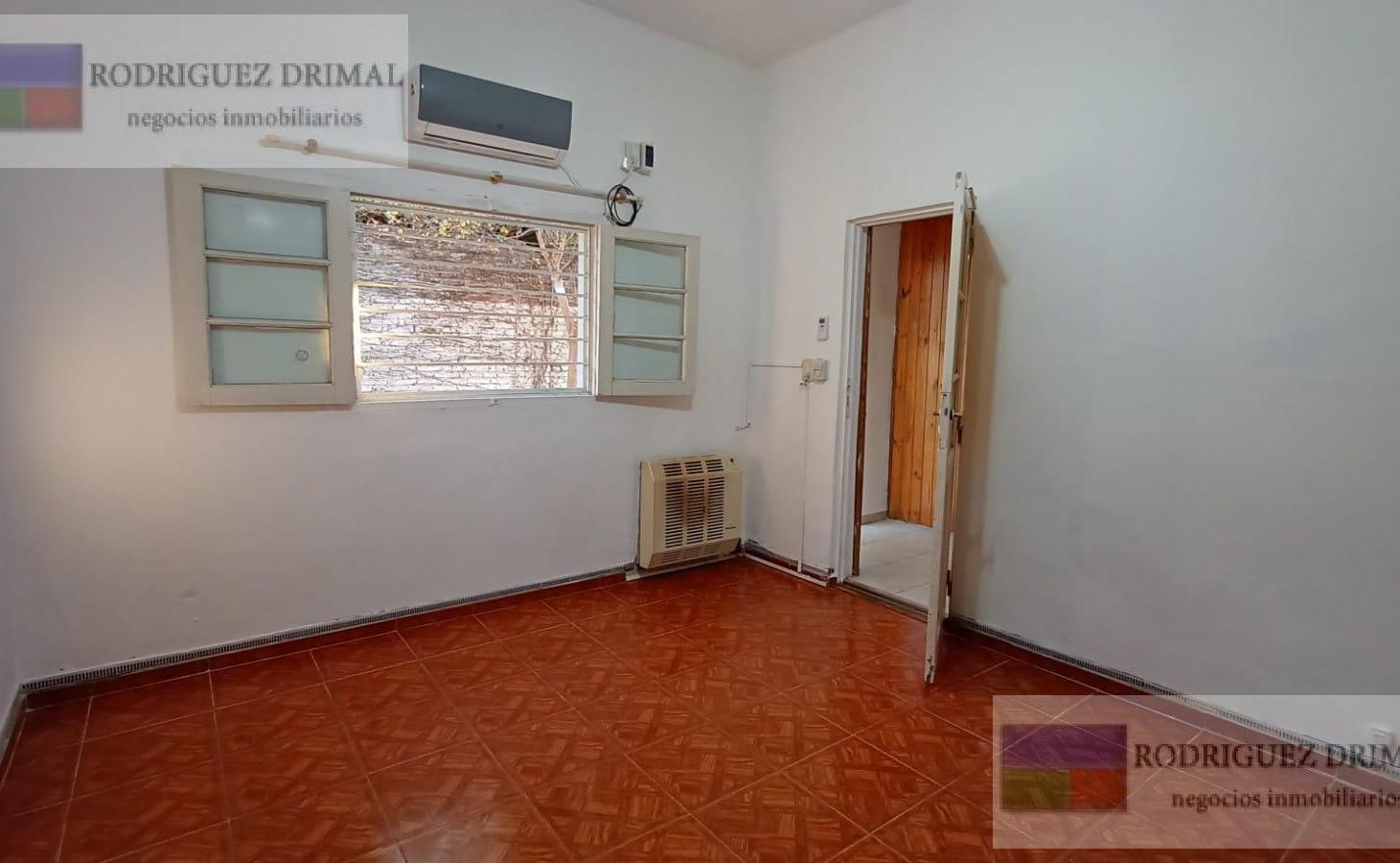 Foto de Departamento con patio a 1 cuadra de Av. Antartida!, imagen 5