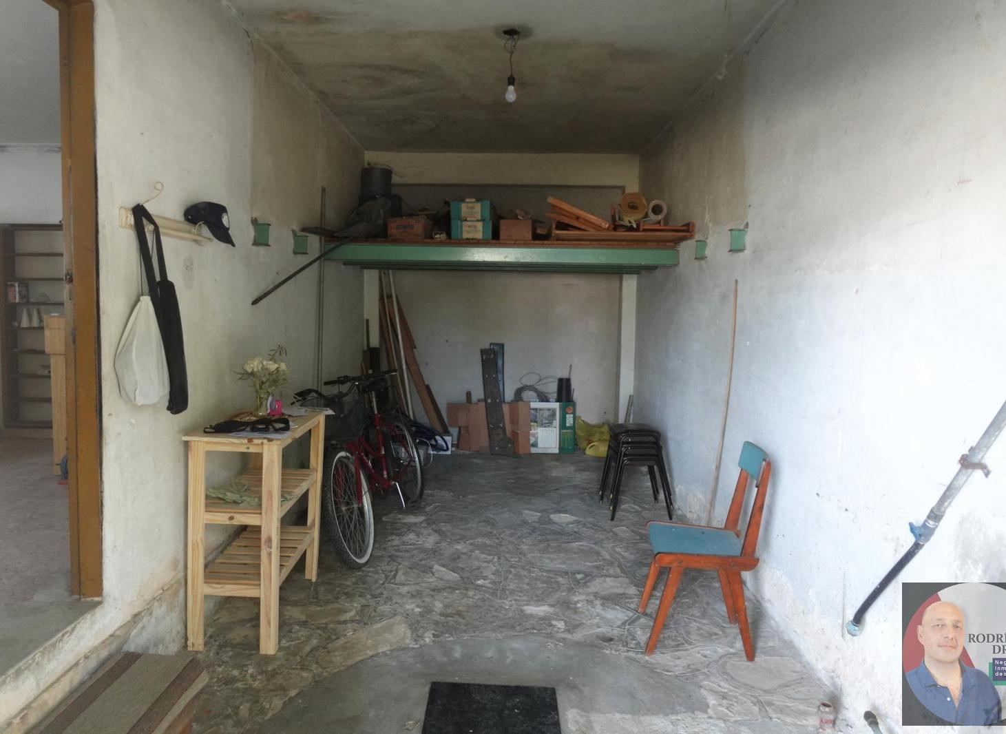 Foto de Casa con 3 dormitorios, local comercial y garage!, imagen 2