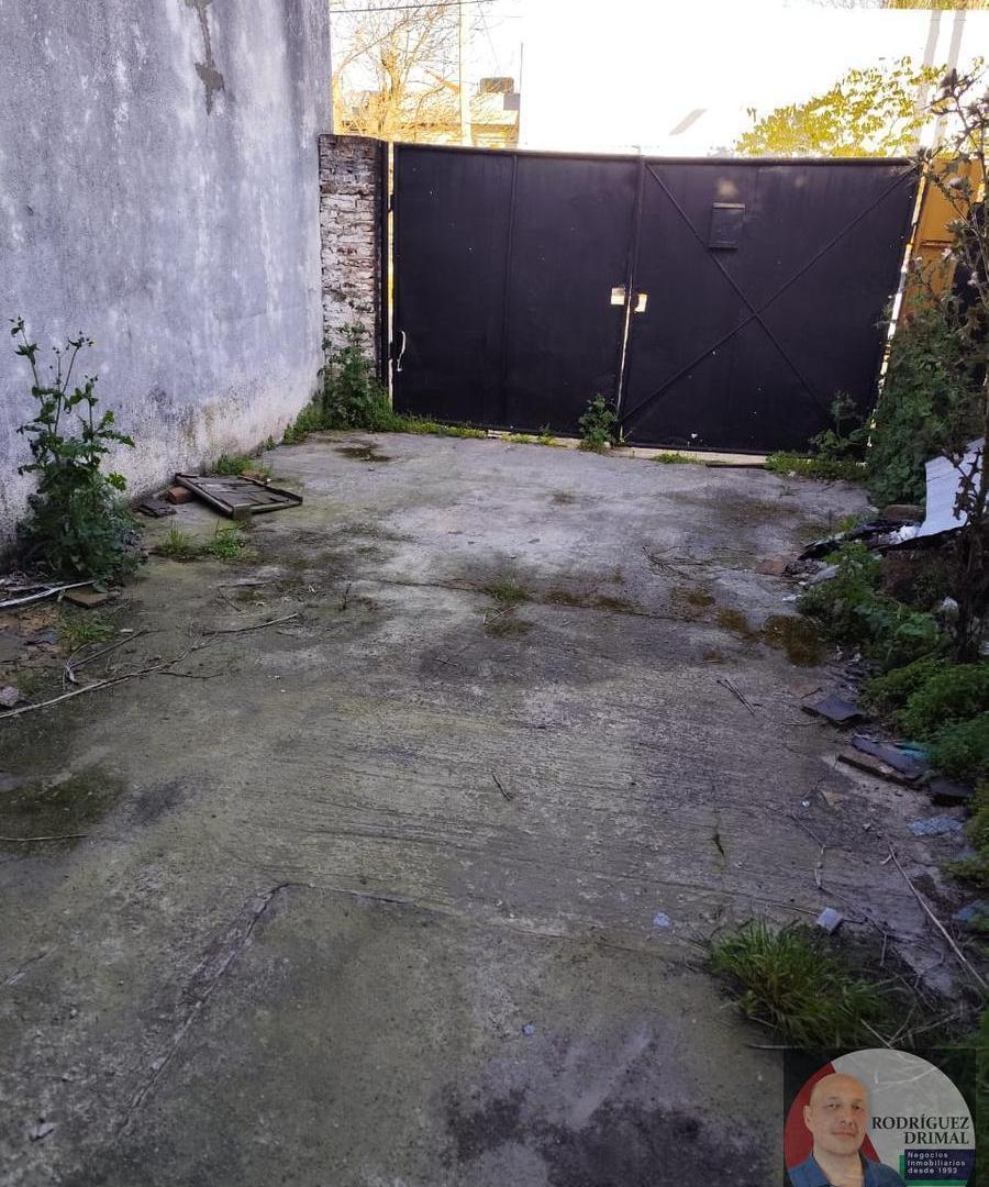 Foto de Galpon interno con cochera pasante, imagen 1