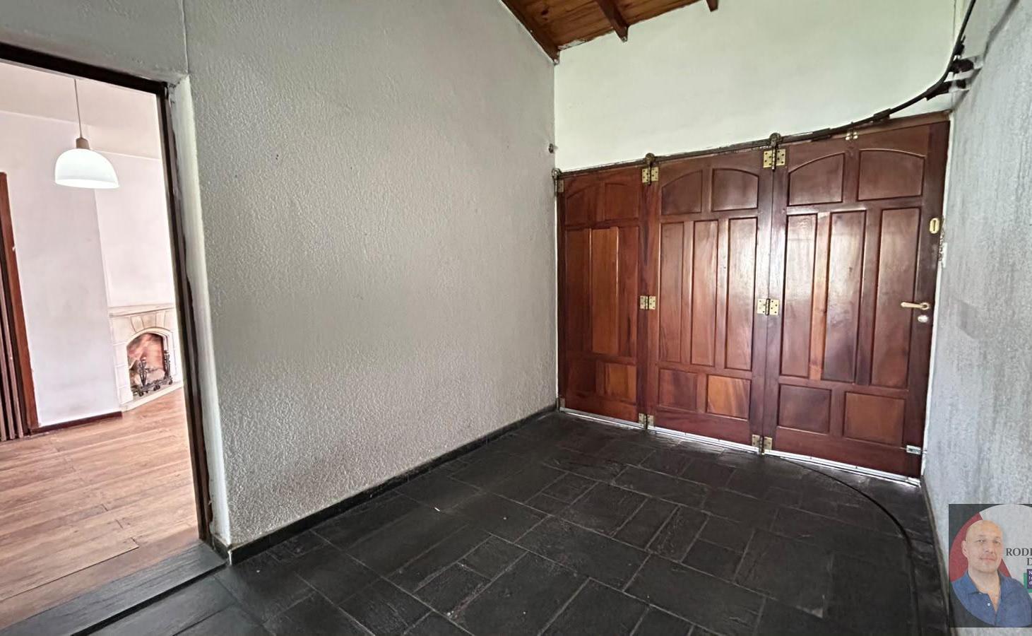 Foto de Chalet 2 dormitorios fondo y cochera a 1/2 cuadra de Yrigoyen, imagen 5