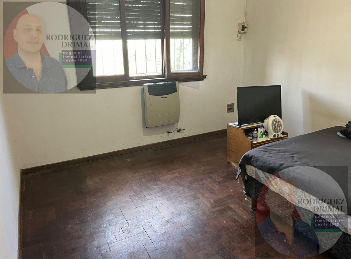 Foto de Casa en el Jaguel dos dormitorios APTO CREDITO!!! 20 mil y cuotas!!, imagen 2