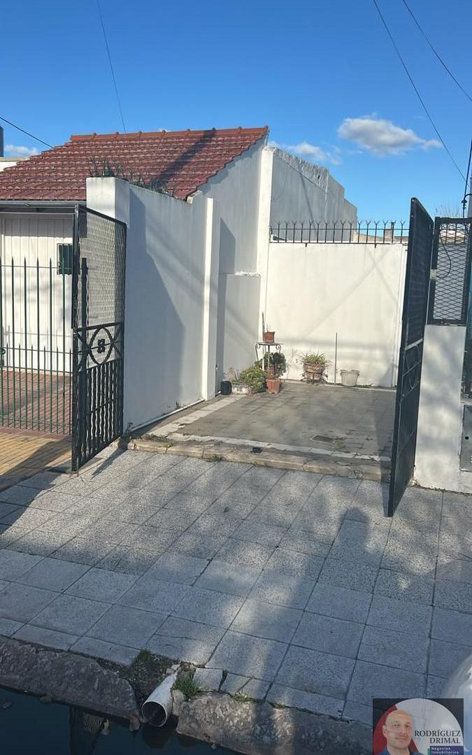 Foto de Departamento con patio y entrada para auto!, imagen 1
