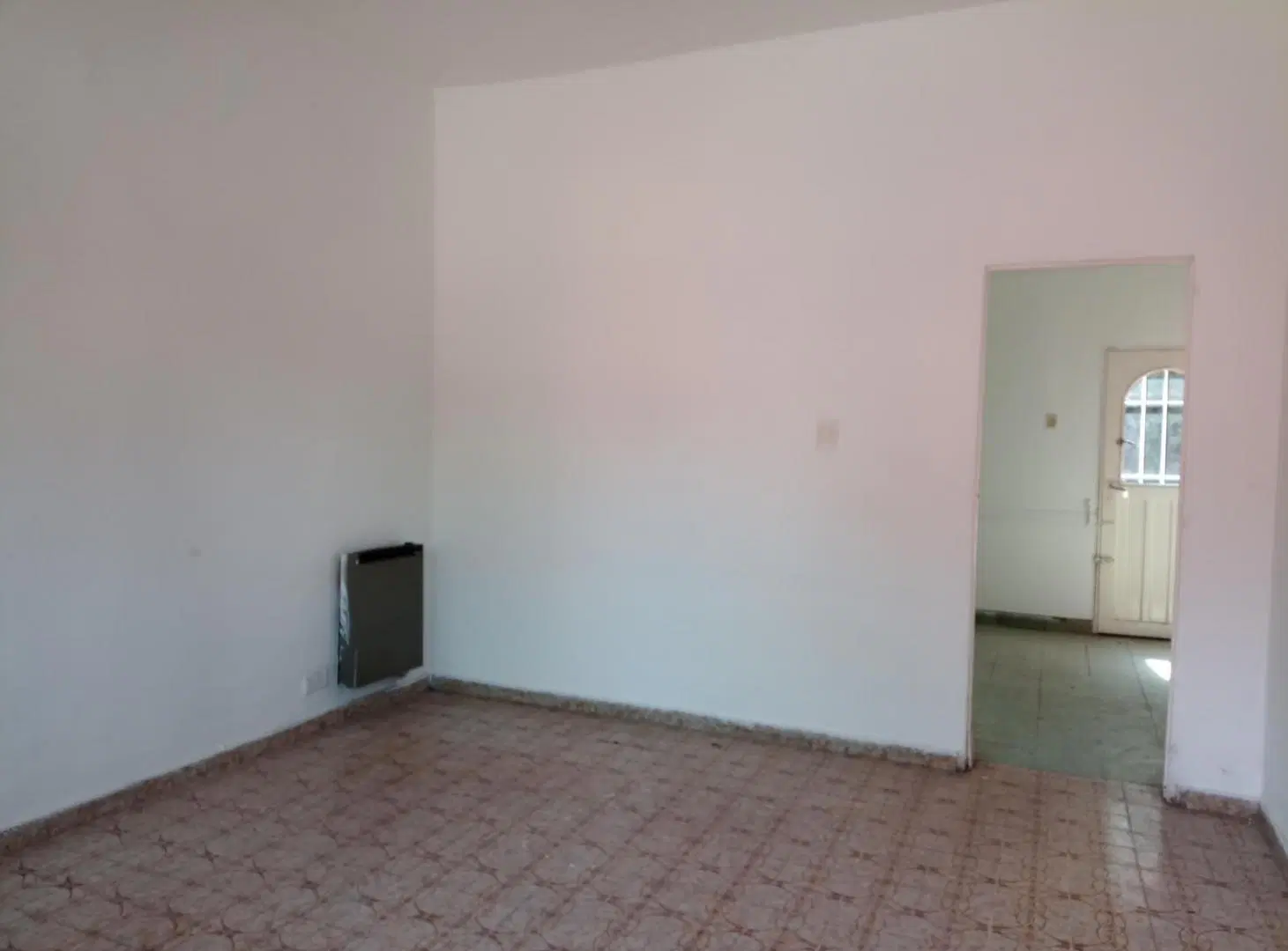 CASA SOBRE AMPLIO TERRENO MAS QUINCHO Y OFICINA/LOCAL SEPARADO 8