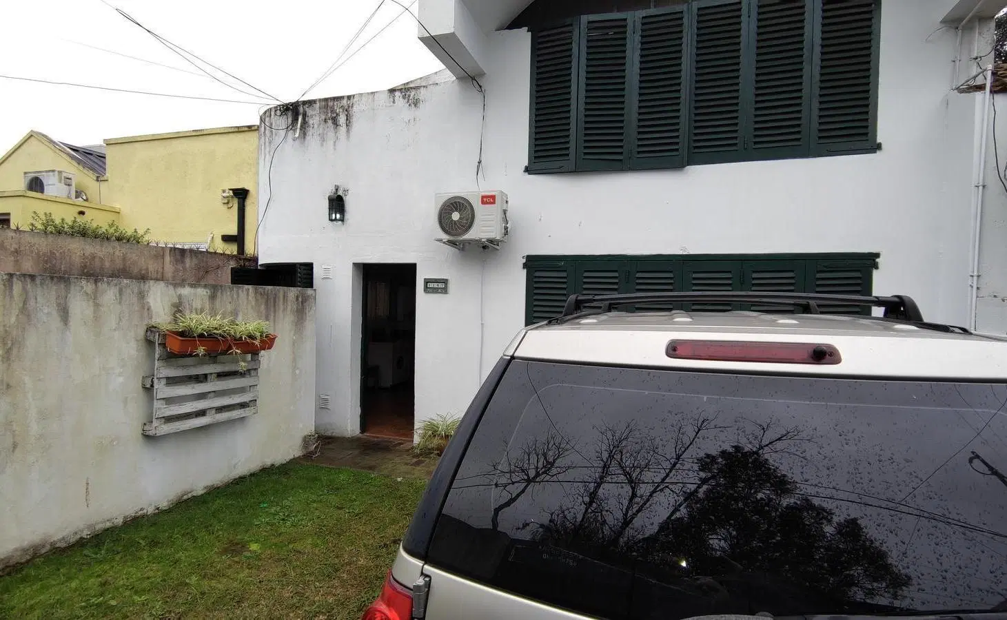 CASA TIPO DUPLEX CON CON ESPACIO GUARDA COCHE Y PEQUEÑO JARDIN 8