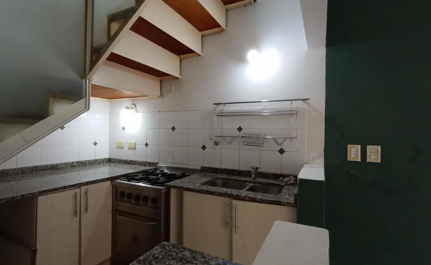 CASA EN EXCELENTE ZONA 5