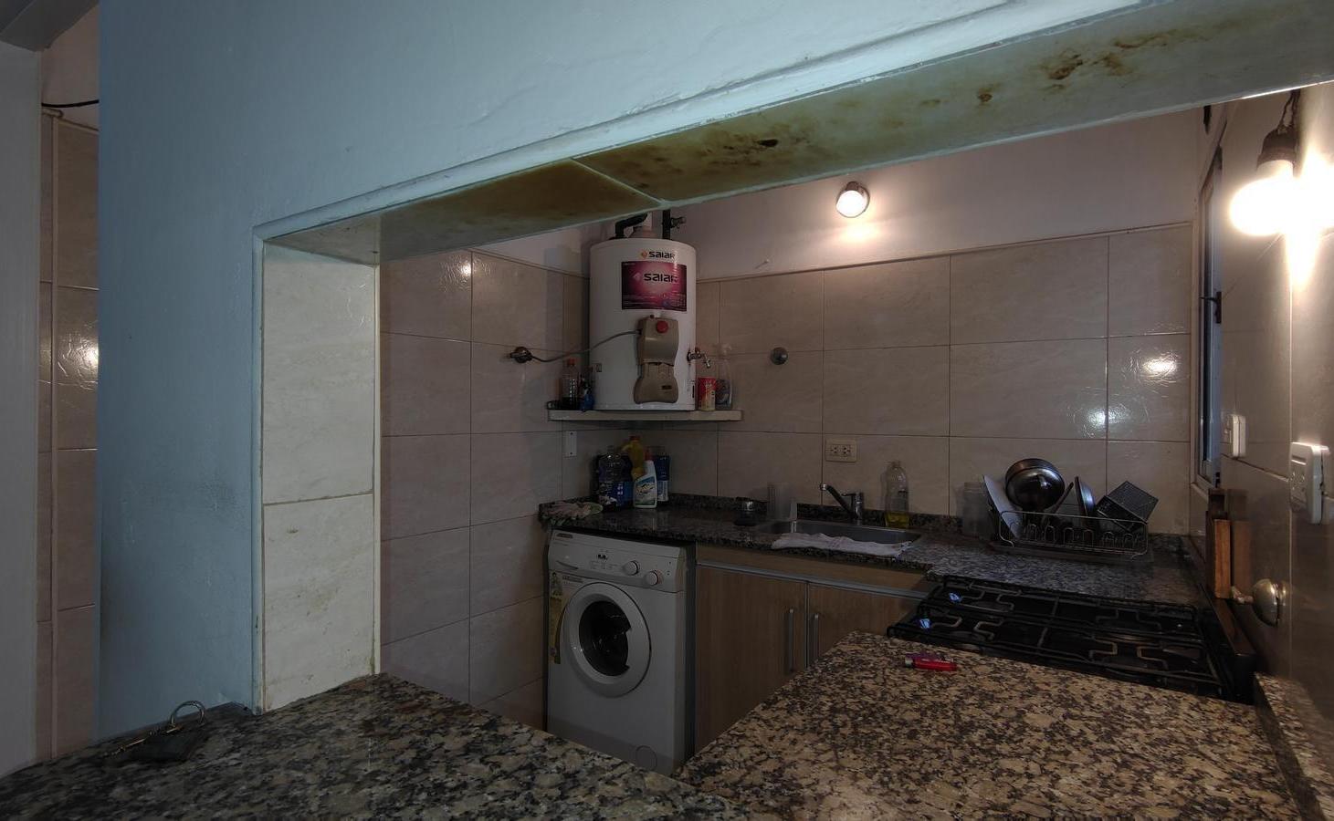 Foto de CASA EN MUY BUEN ESTADO Y UBICACION, imagen 4