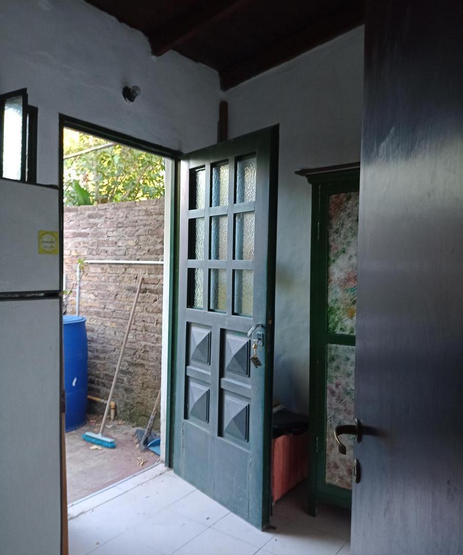 Foto de CASA MONOAMBIENTE SOBRE AMPLIO LOTE - IDEAL INVERSION, imagen 1