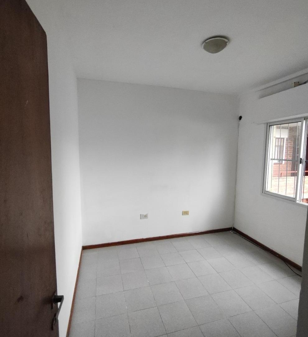Foto de DEPARTAMENTO 2 AMBIENTES - VILLA CENTENARIO, RESISTENCIA, imagen 5