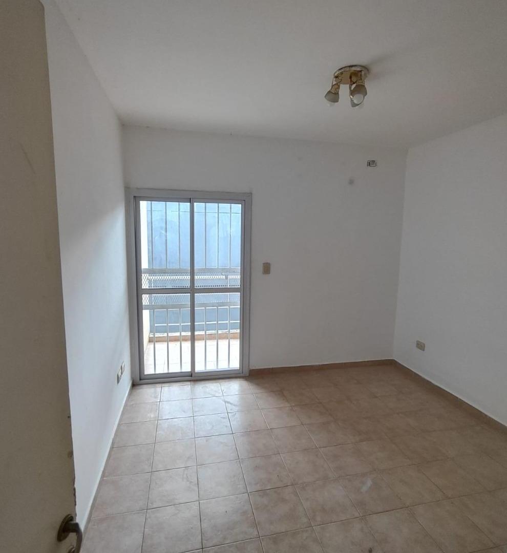Foto de DEPARTAMENTO 2 AMBIENTES - VILLA CENTENARIO, RESISTENCIA, imagen 1