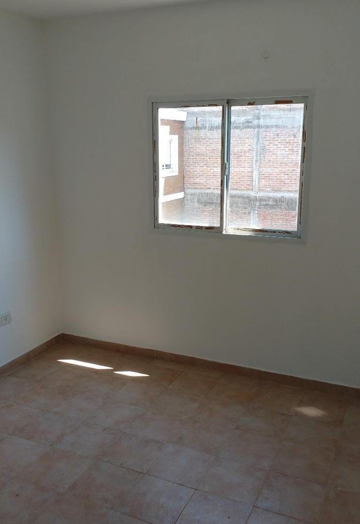 Foto de DEPARTAMENTO 2 AMBIENTES - VILLA CENTENARIO, RESISTENCIA, imagen 1